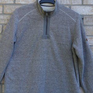 SIZE L. ORVIS Fleece Lined Quarter Zip Pullover.